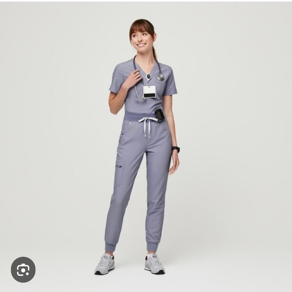 FIGS Zamora Joggers Technical Collection Scrub Pants - Picture 2 of 7